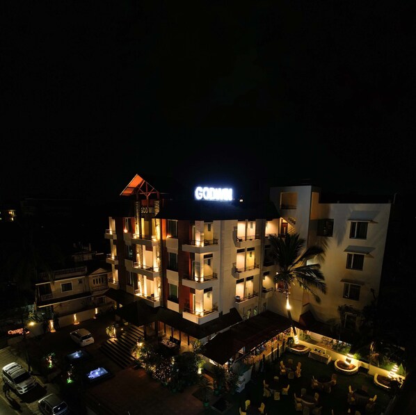 Front of property – evening/night