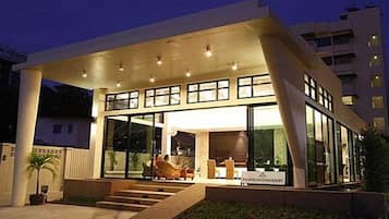 Fachada da propriedade