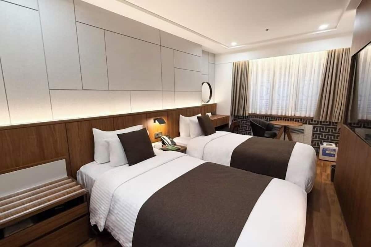 1 soveværelse, minibar, pengeskab på værelset, mørklægningsgardiner