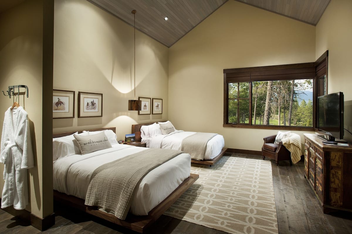 Deluxe Wilderness Suite 1