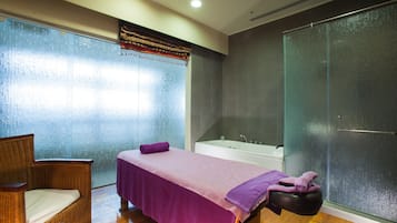 Aromatherapy, 3 treatment rooms, massages