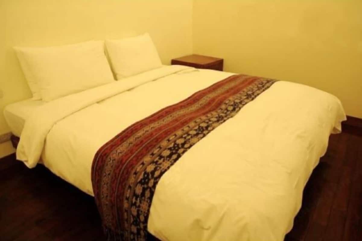 Ropa de cama de alta calidad, cubrecamas y colchones con pillow-top