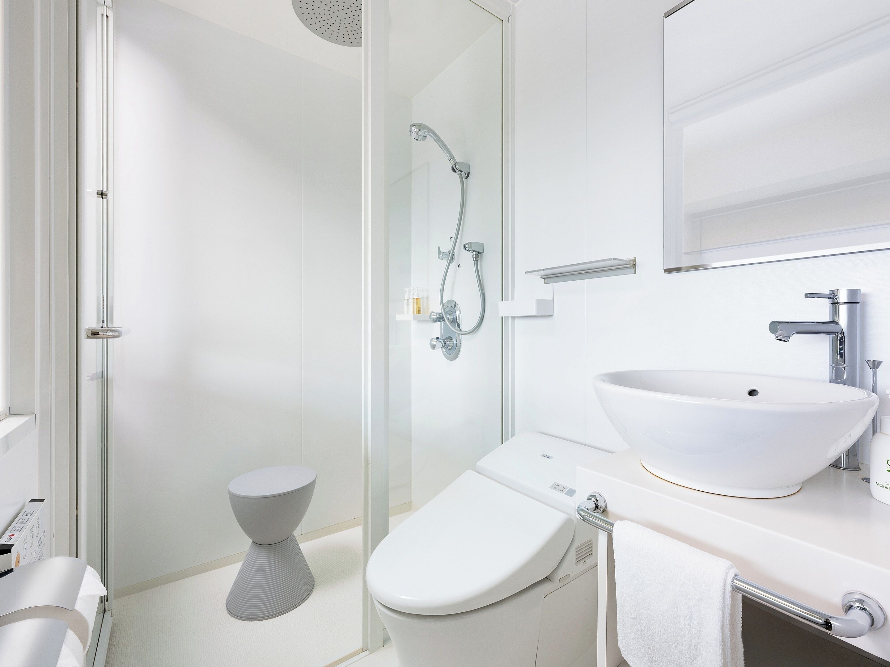 free toiletries, hair dryer, slippers, bidet