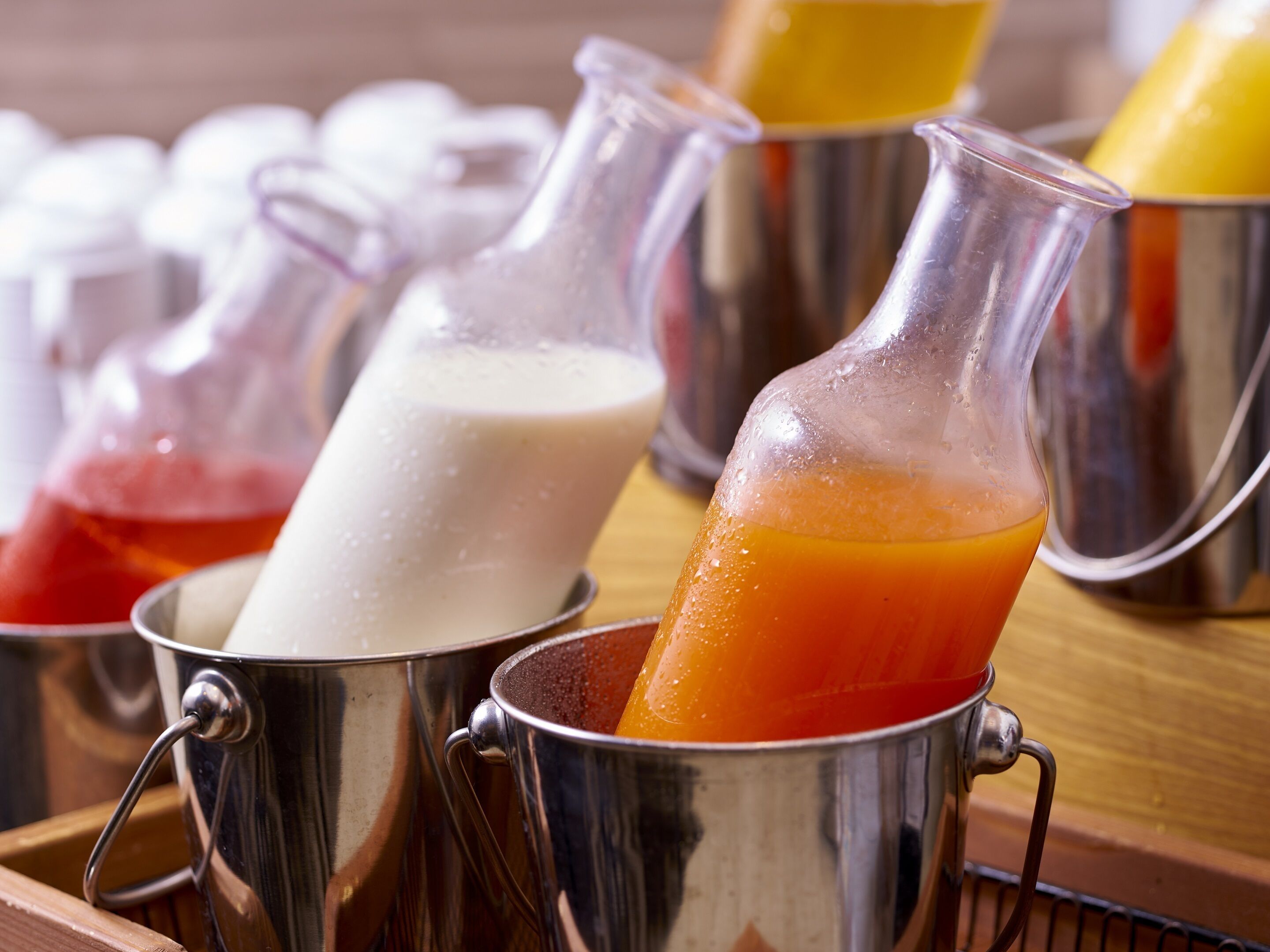 daily cooked-to-order breakfast (jpy 1570 per person)