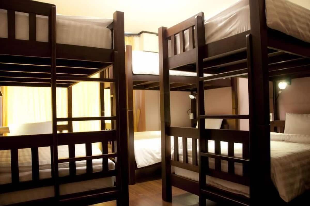 Share Dorm
