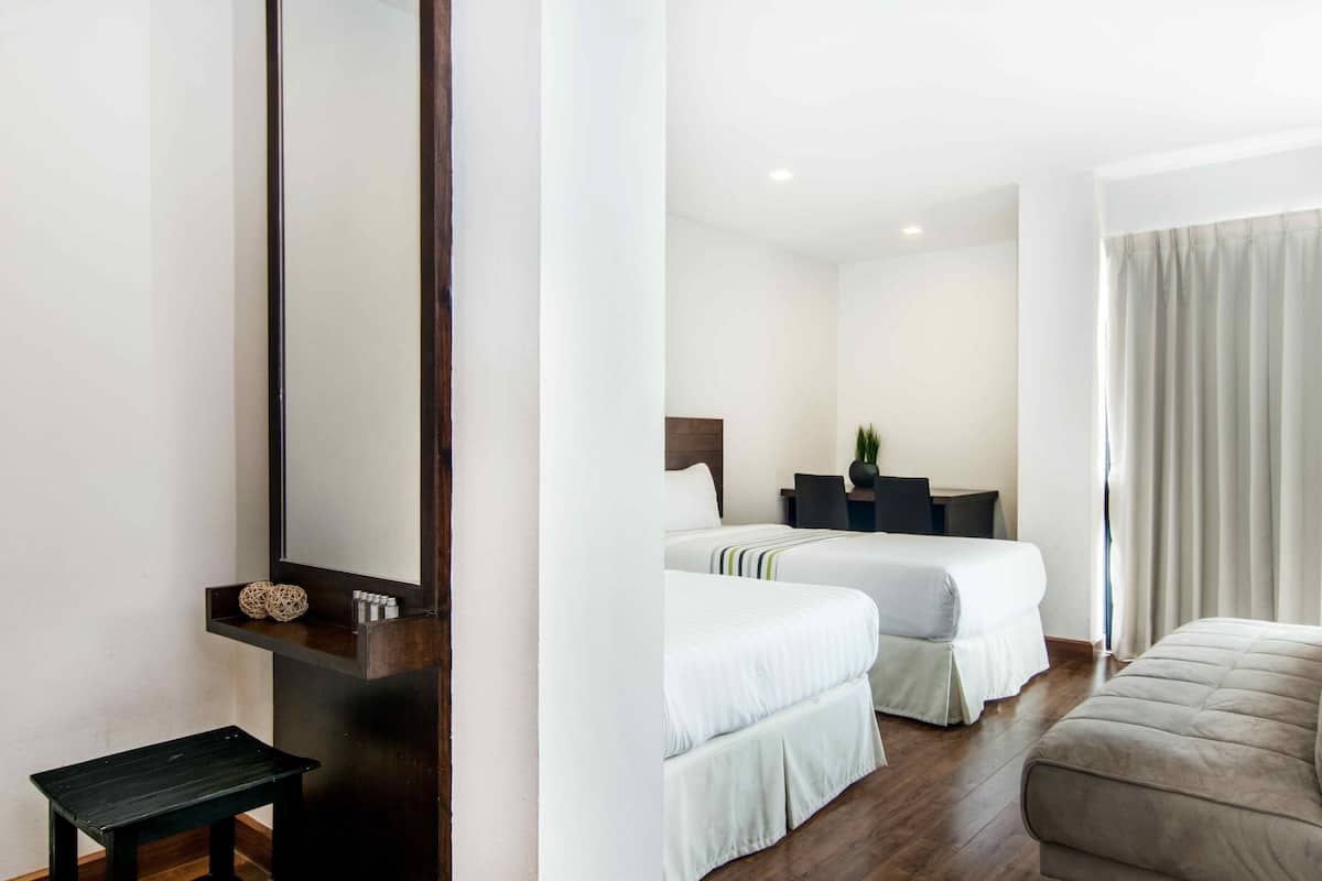 1 bedroom, free WiFi, bed sheets