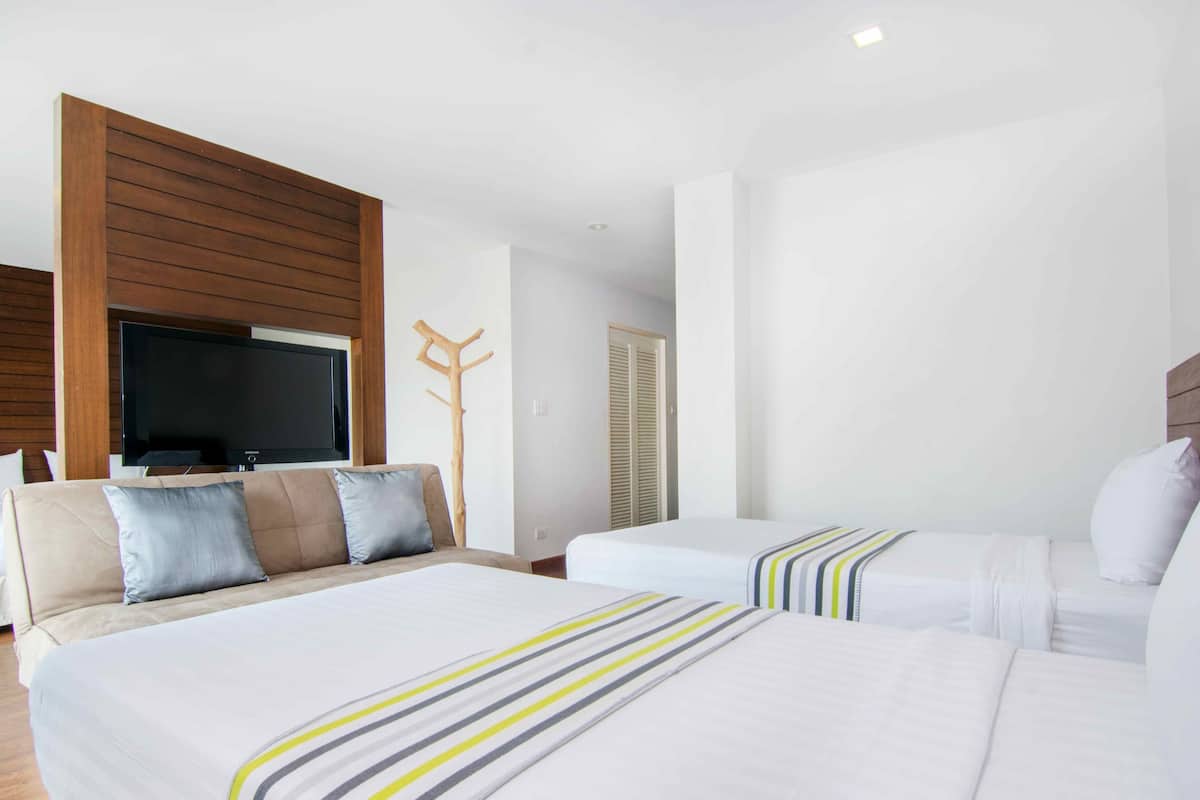 1 bedroom, free WiFi, bed sheets