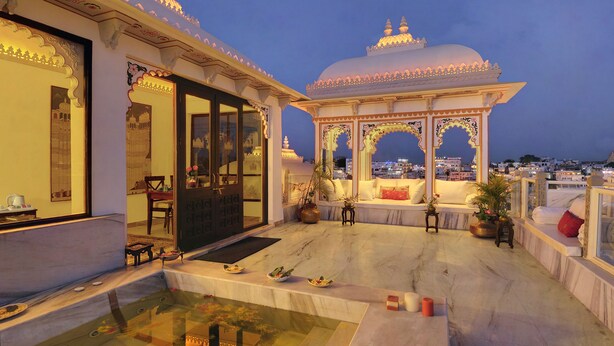 UDAI SUITE | Balkong