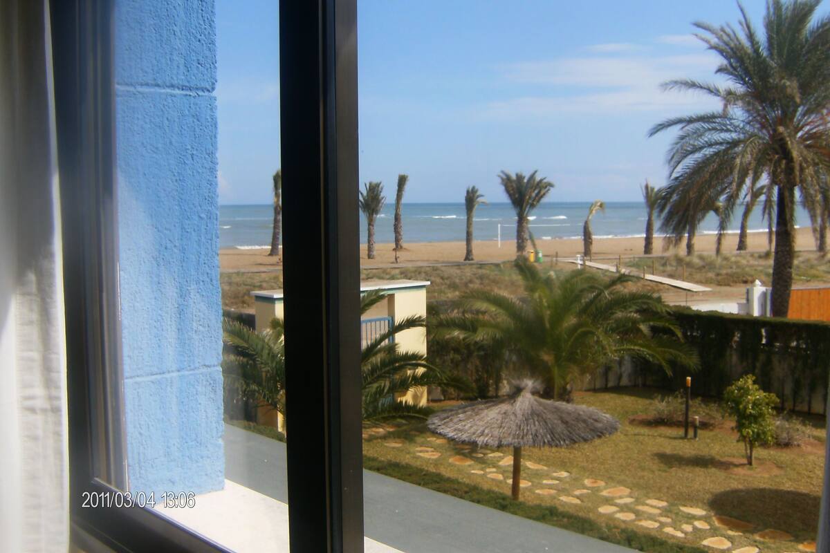 Vista al agua