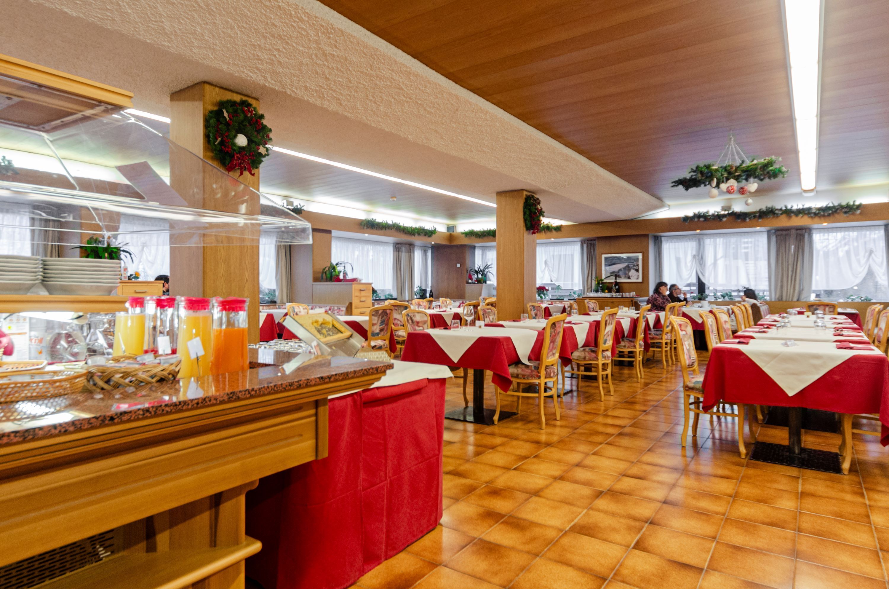 Frühstück, Mittagessen und Abendessen