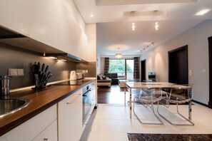 Superior Apartment, 2 Bedrooms | Private kitchenette | Full-size fridge, microwave, oven, stovetop