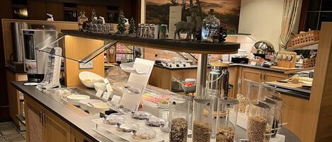 Frühstück (5.50 EUR pro Person)