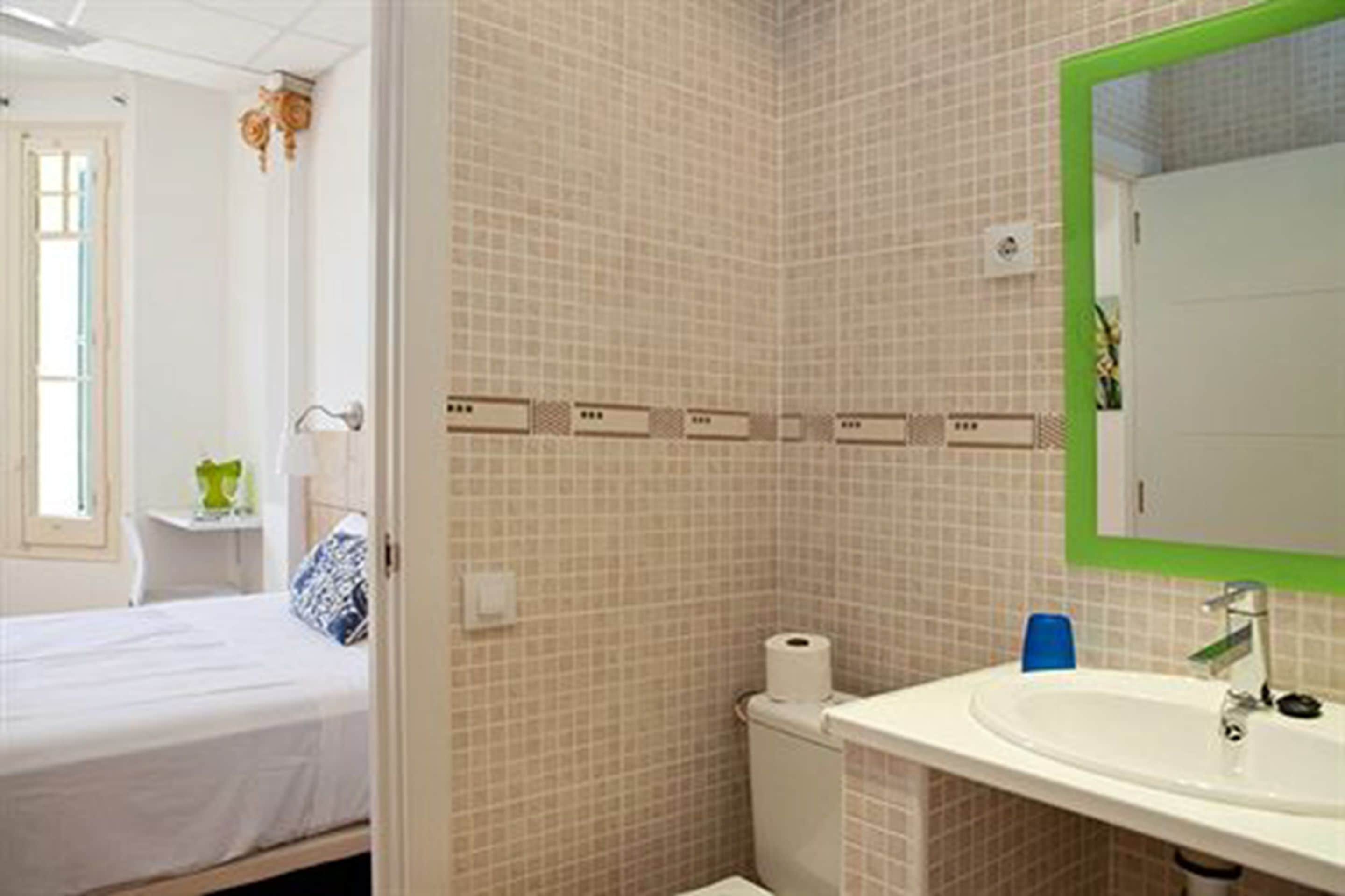 Photo - Hostal Martinval