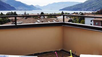 Classic Double Room | Balcony