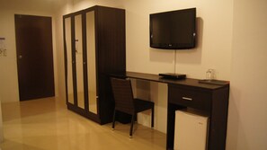 Room amenity - Allya Patong Mansion (PHUKET)