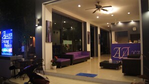 Lobby - Allya Patong Mansion (PHUKET)