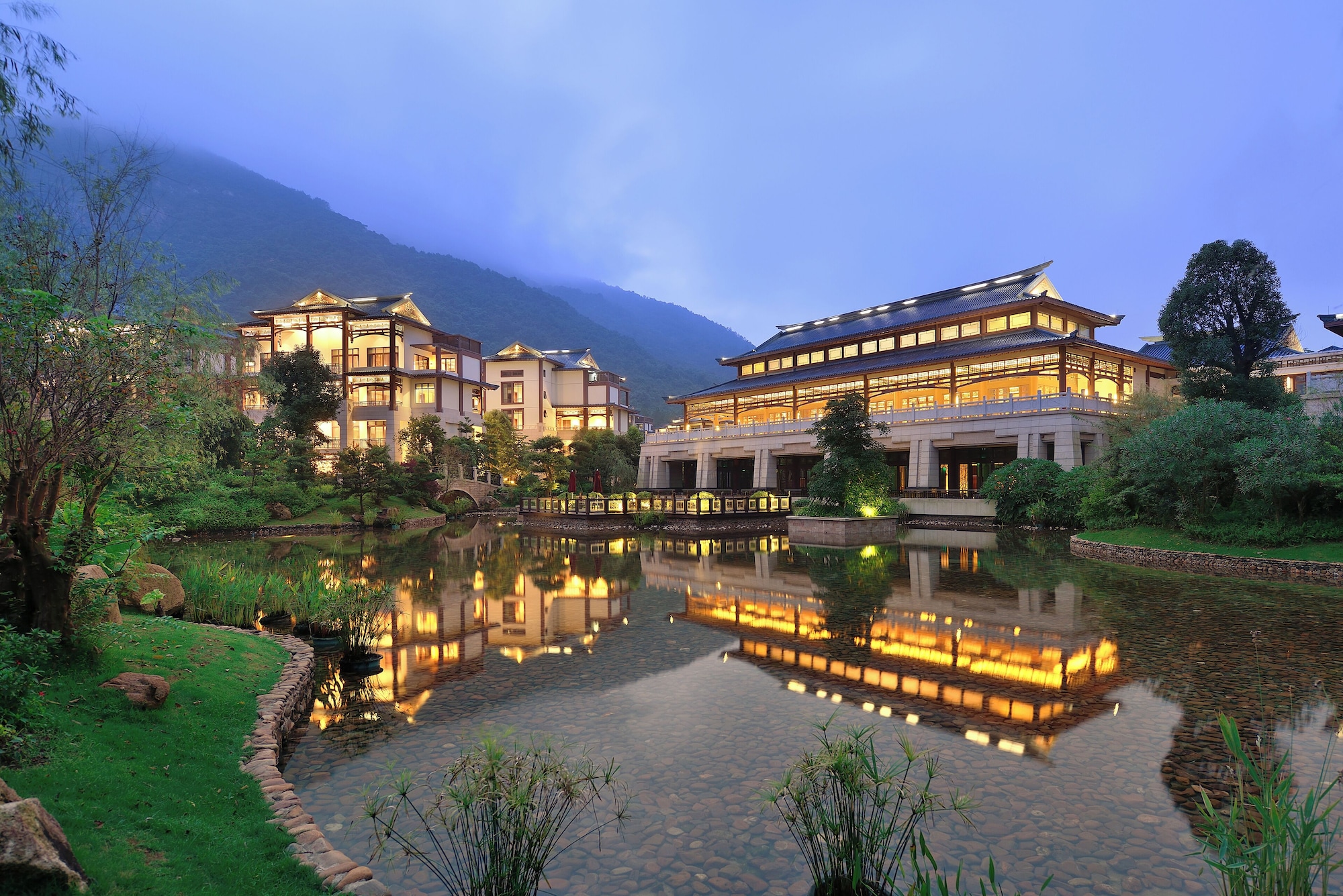 5 Star Hotels