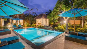 2 outdoor pools, pool umbrellas, pool loungers