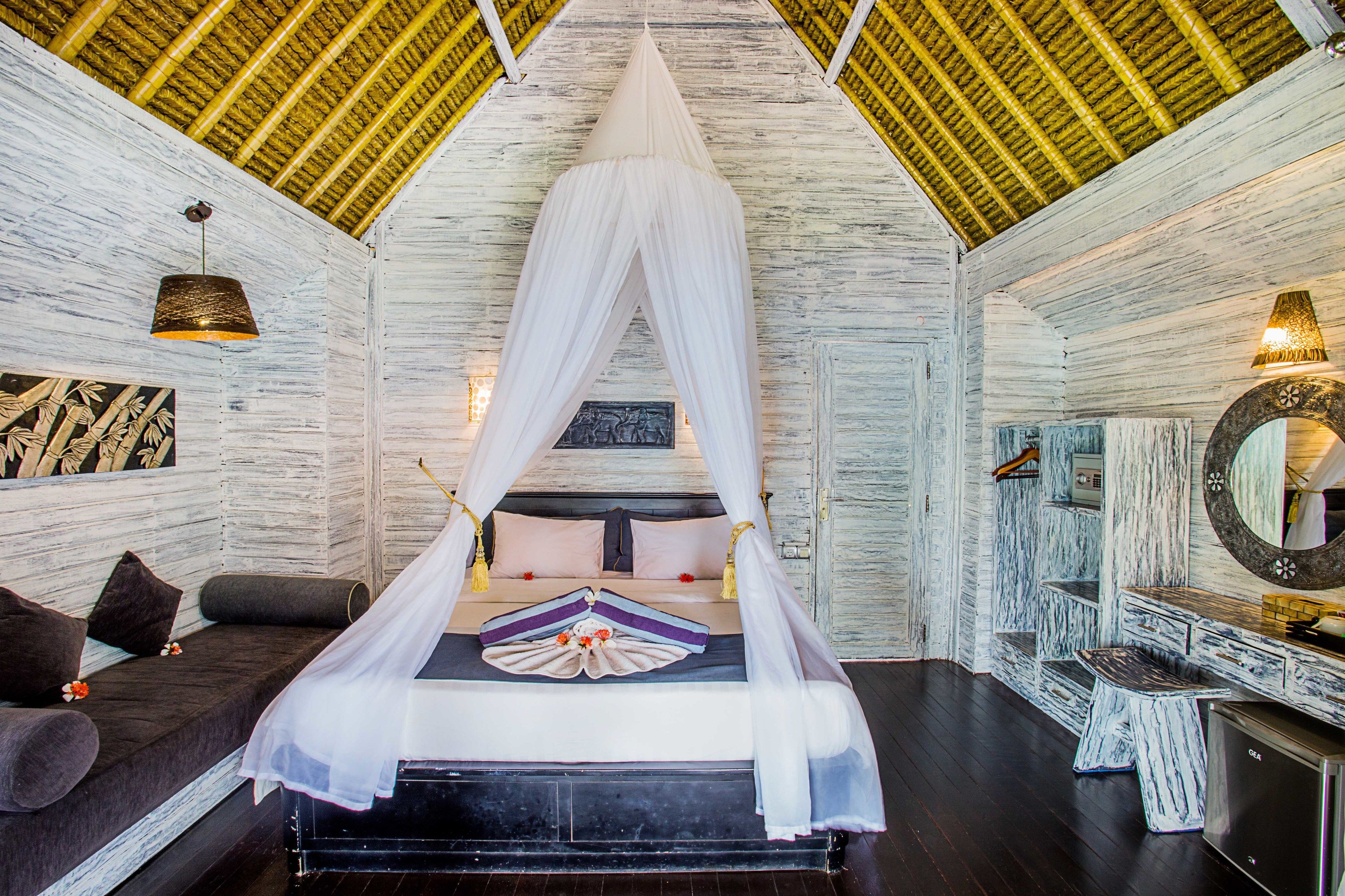 1 bedroom, pillow-top beds, in-room safe, desk