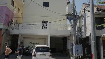 Fachada da propriedade