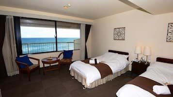Twin Room, Non Smoking | In-room safe, free WiFi