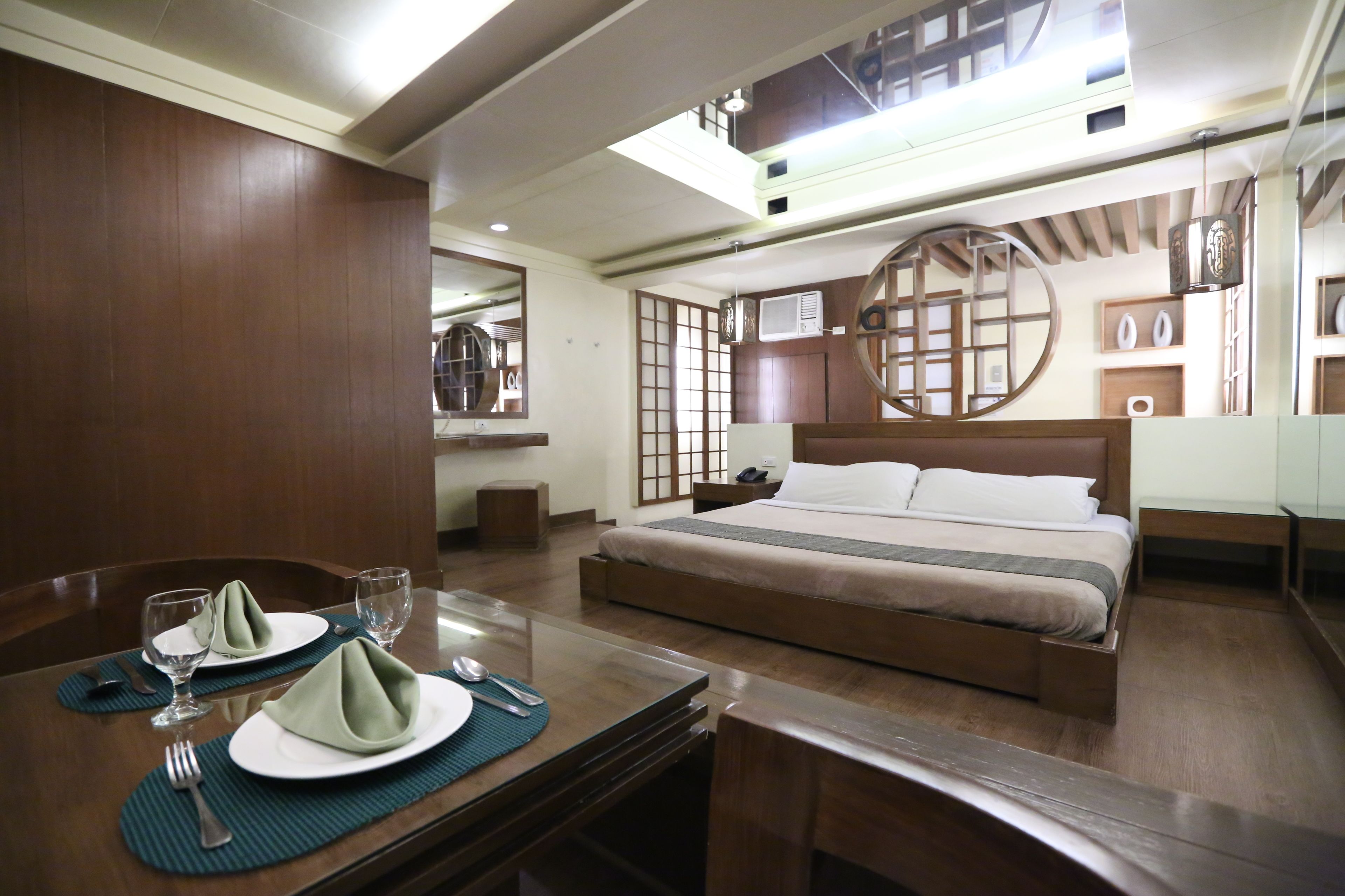 Photo - Victoria Court Suites - Pasig