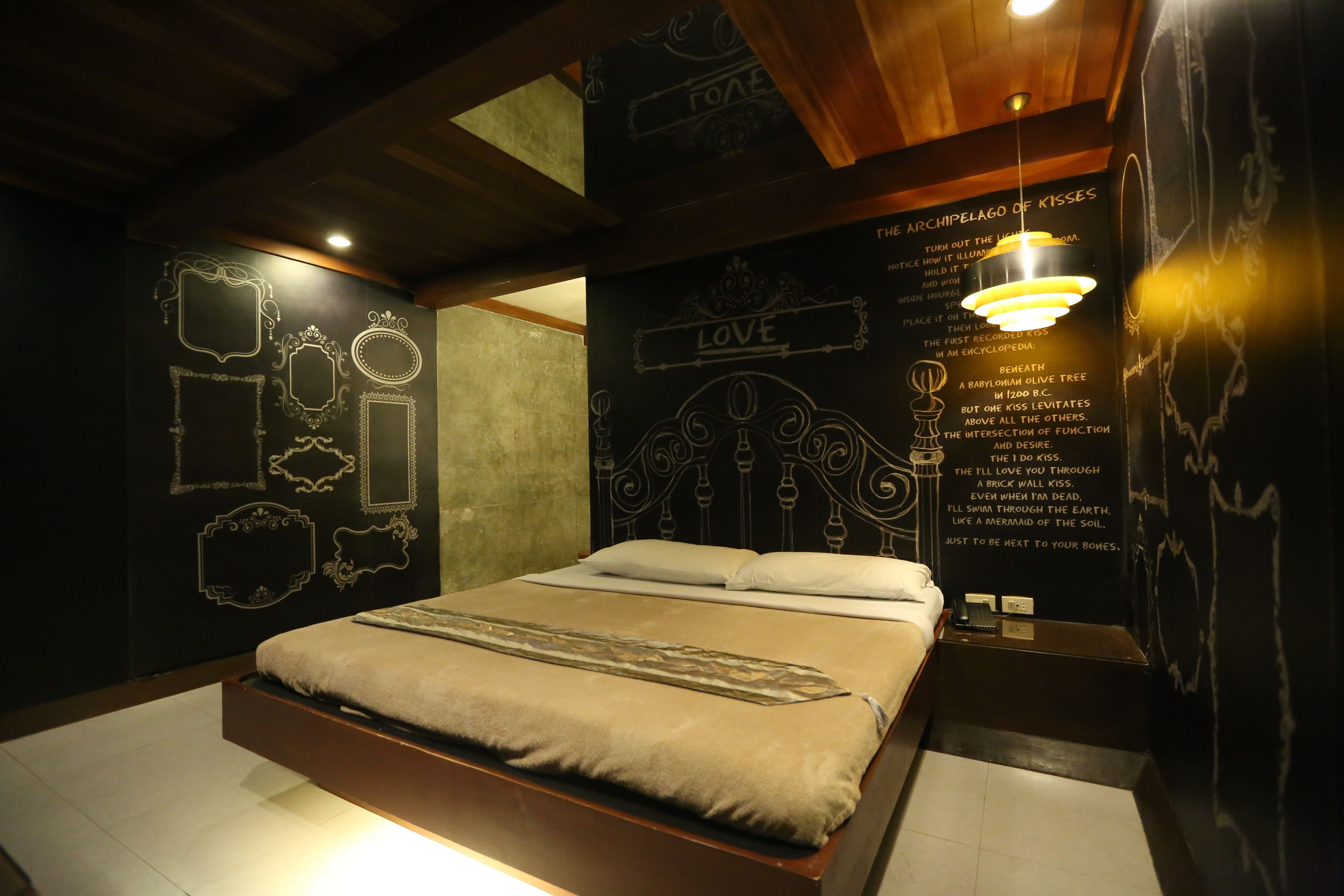 Photo - Victoria Court Suites - Pasig