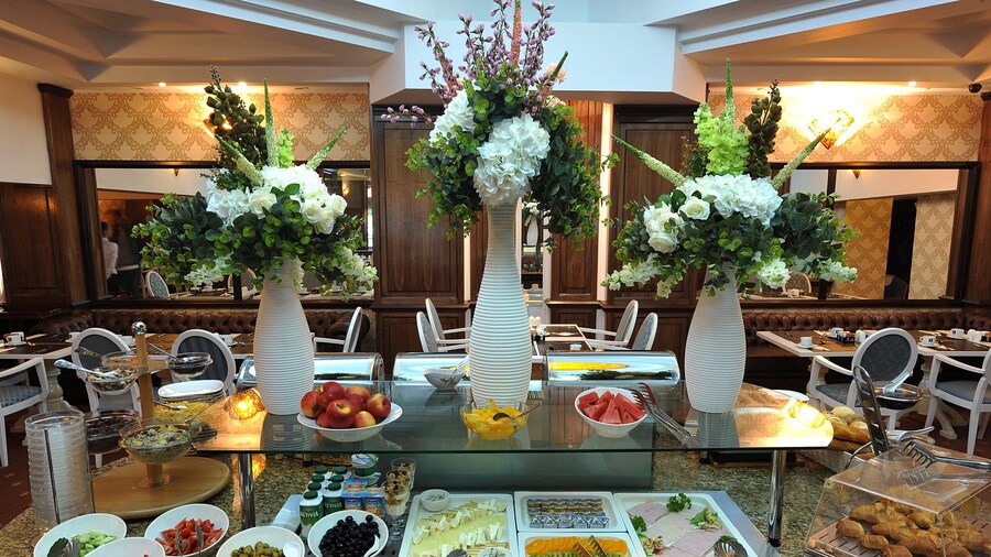 Crystal Palace Hotel