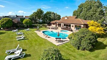 Indoor pool, outdoor pool