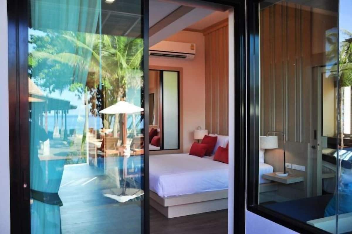 1 bedroom, in-room safe, blackout drapes, free WiFi