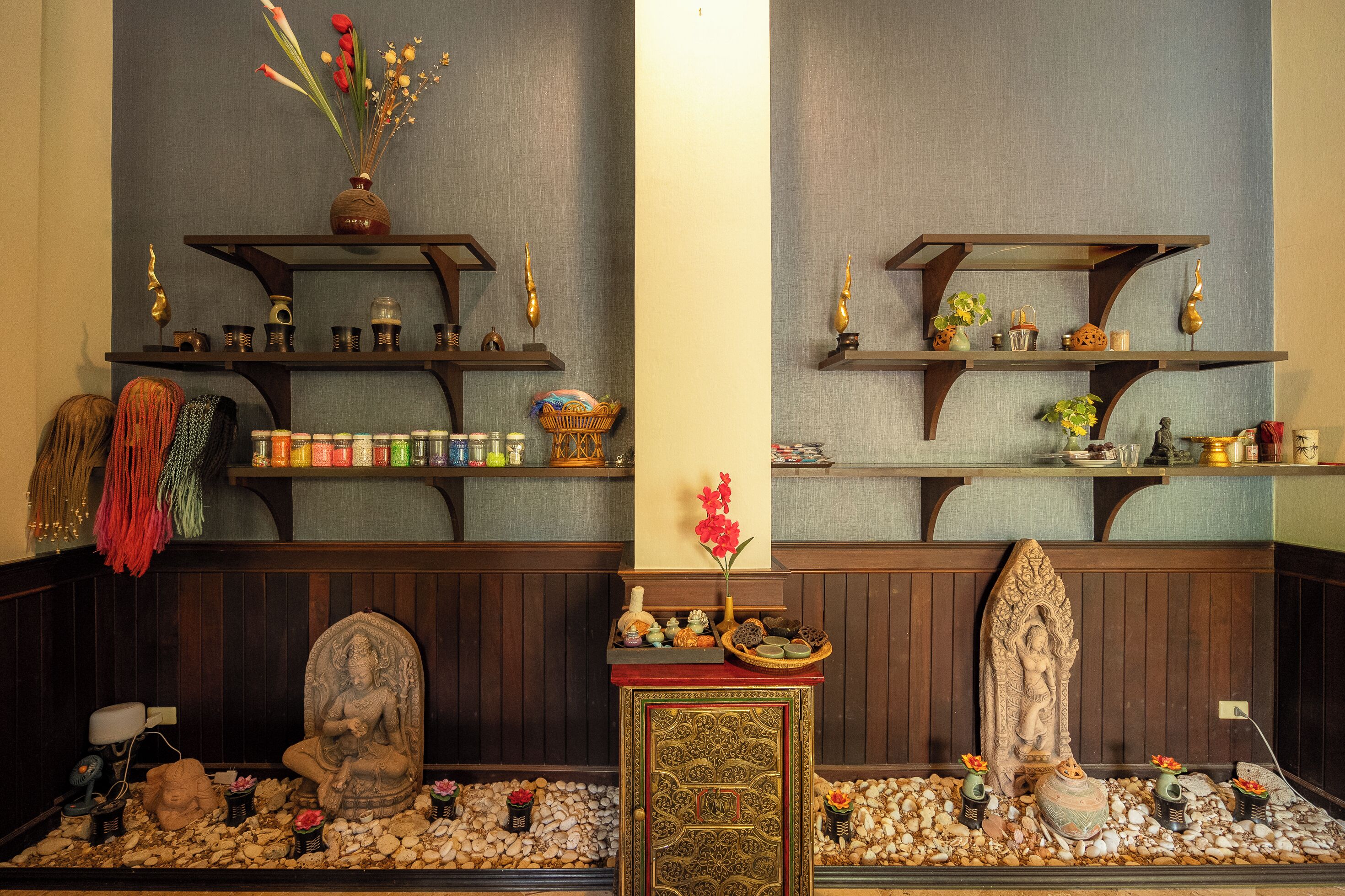 thai massages, facials, manicures and pedicures