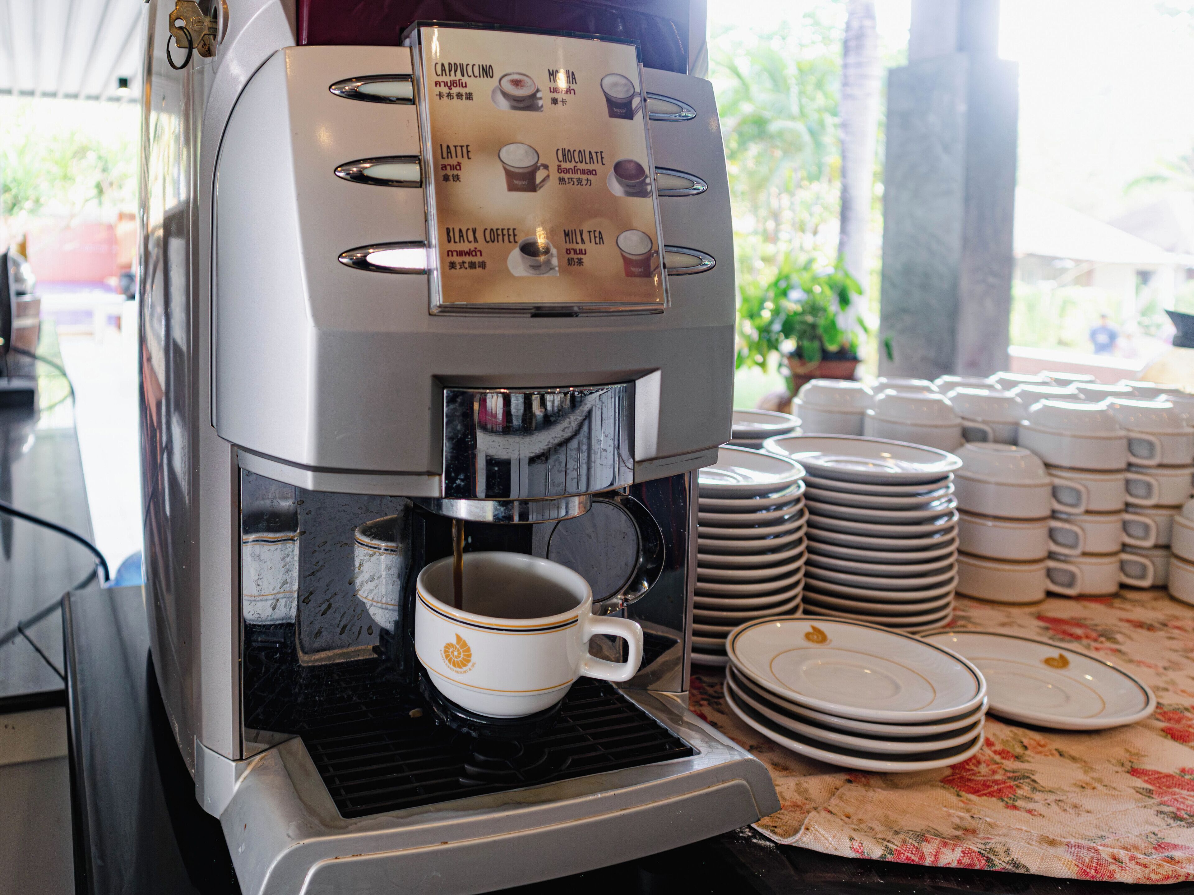 daily buffet breakfast (thb 450 per person)