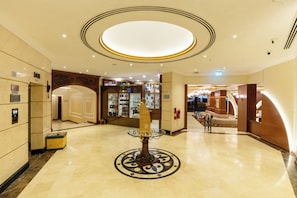 Reception - Luxe Avenue Hotel (Dubai)