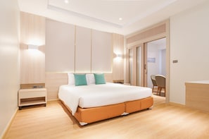Family Room, 2 Bedrooms | In-room safe, desk, blackout drapes, rollaway beds - Mike Garden Resort Hotel (Pattaya)