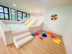 Aire de jeu intérieure pour enfants