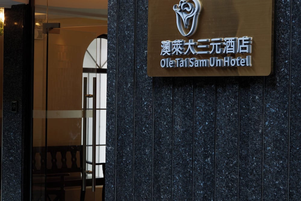 Ole Tai Sam Un Hotel
