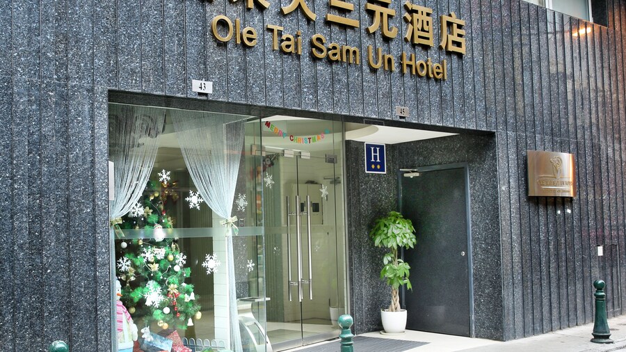 Ole Tai Sam Un Hotel