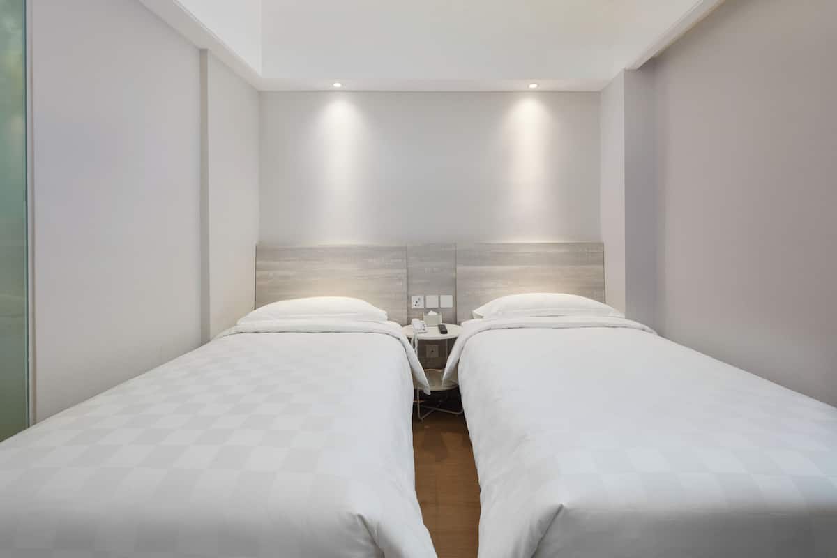 Standard Double Room | Desk, blackout curtains, free WiFi