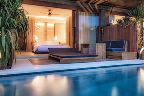Suite (Beachfront) | Teras/patio
