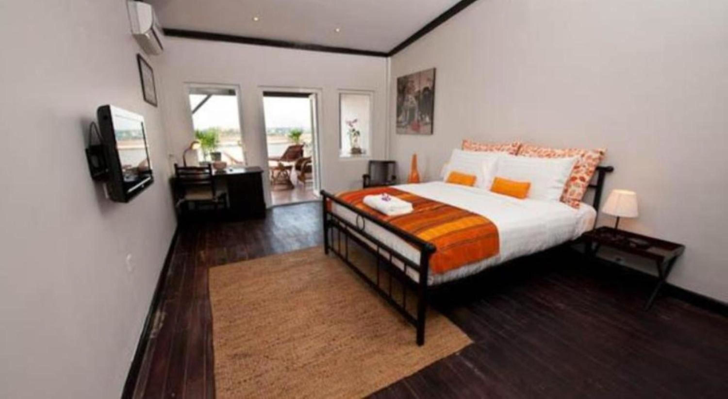 Deluxe Suite, 1 King Bed