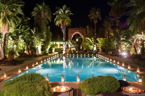 3 outdoor pools, pool umbrellas, sun loungers - Tigmiza Boutique Hôtel & Spa (Marrakech)