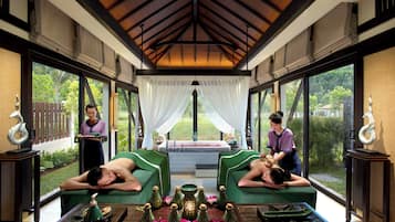 Espace de soins pour les couples, sauna, bain à remous, hammam