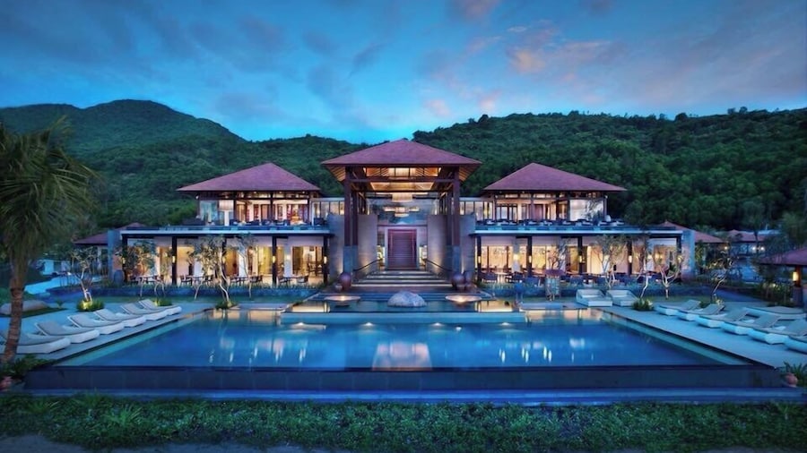 Banyan Tree Lang Co