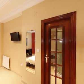 Deluxe Single Room | Room amenity