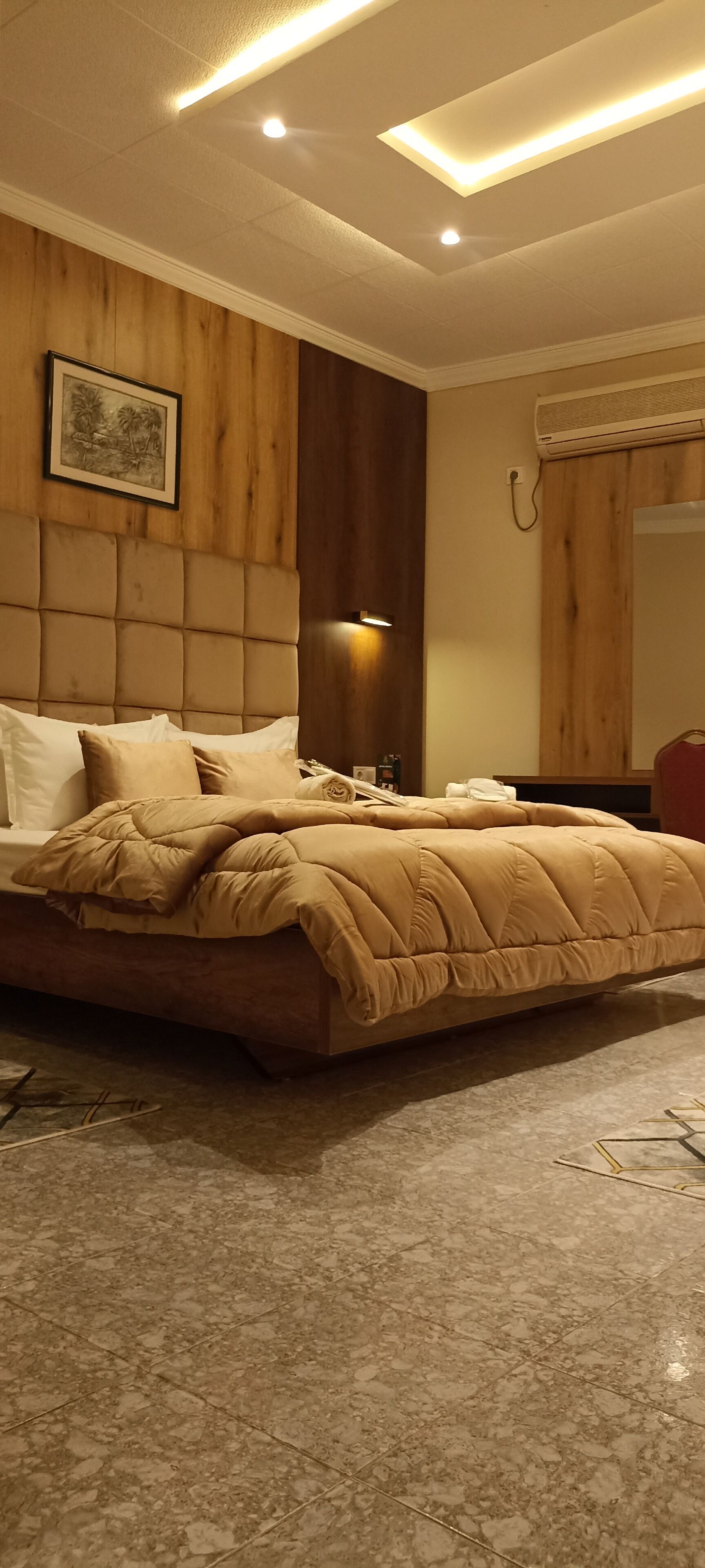 Double Room | Premium bedding, desk, soundproofing, free WiFi