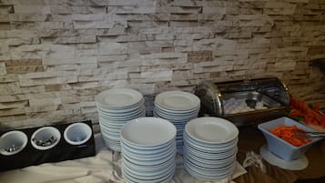 Café da manhã, almoço e jantar