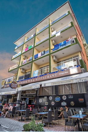 Front of property - Kleopatra Bebek Hotel (Alanya)