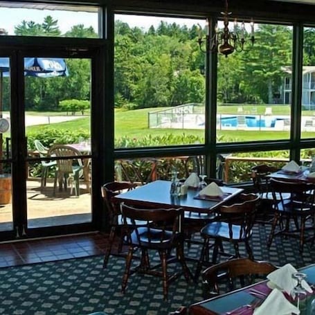 Restaurant. Kimball Terrace Inn Northeast Harbor