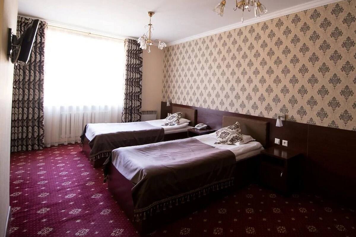 Kamar Twin Standar, Beberapa Tempat Tidur, Bebas Asap Rokok, pemandangan kota | 1 kamar tidur, seprai premium, selimut bulu angsa, dan minibar