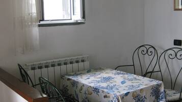 Classic-Doppelzimmer, Meerblick | Eigene Küche